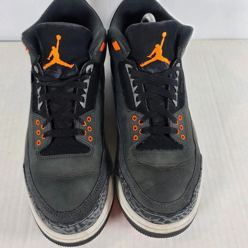 Nike Air Jordan 3 Retro Fear Pack Mens Size 10.5 Gray Black Orange CT8532-080